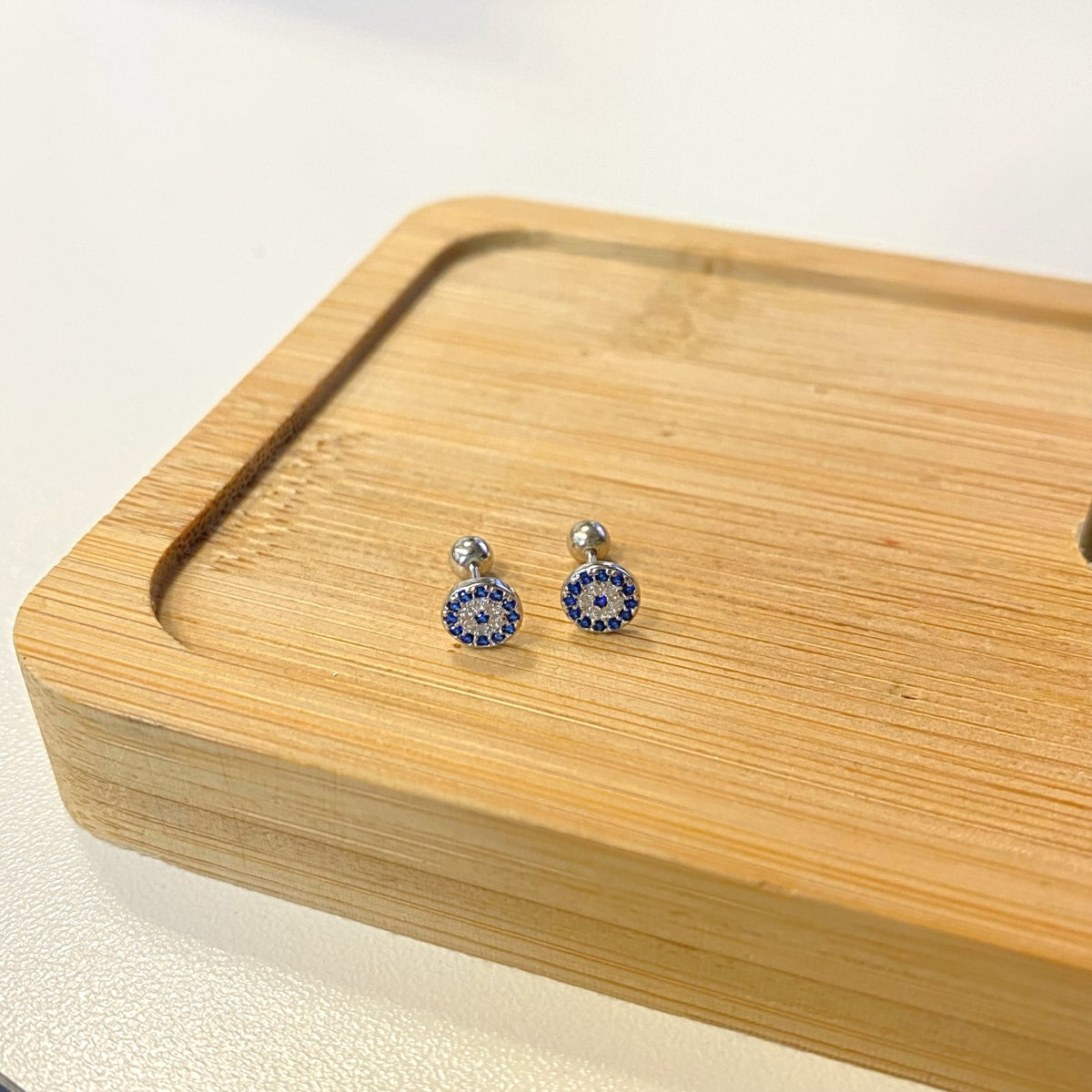 [Together]Devil's Eye Ear Bone Nail Earrings