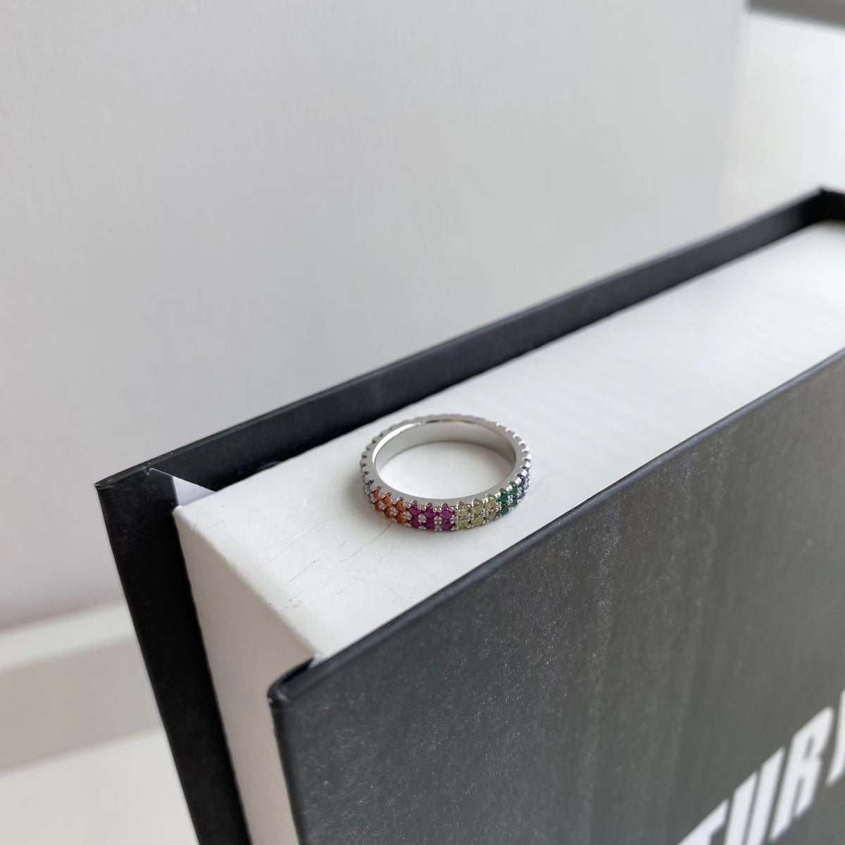 [Together]Unique Colorful Round Cut Tennis Ring